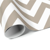 Taupe Wit XL Chevron ZigZag Patroon Cadeaupapier (Rol Hoek)
