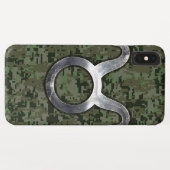 Taurus Sign on Woodland Green Digital Camouflage Case-Mate iPhone Case (Achterkant (horizontaal))