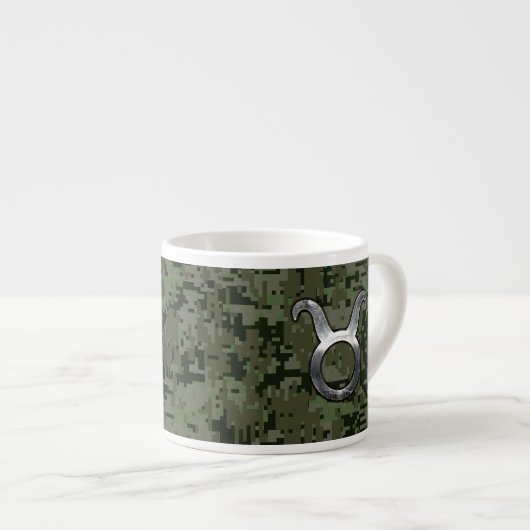 Taurus Sign on Woodland Green Digital Camouflage Espresso Kop (Voorkant rechts)
