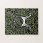 Taurus Sign on Woodland Green Digital Camouflage Legpuzzel (Horizontaal)