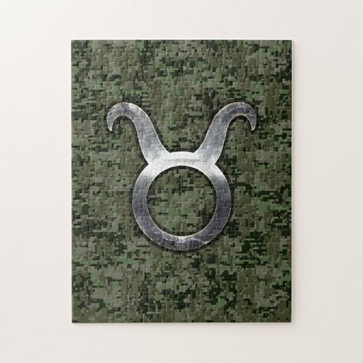 Taurus Sign on Woodland Green Digital Camouflage Legpuzzel (Verticaal)