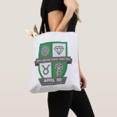 Taurus Verjaardag Crest™ voor 20-30 april Tote Bag (Dichtbij)