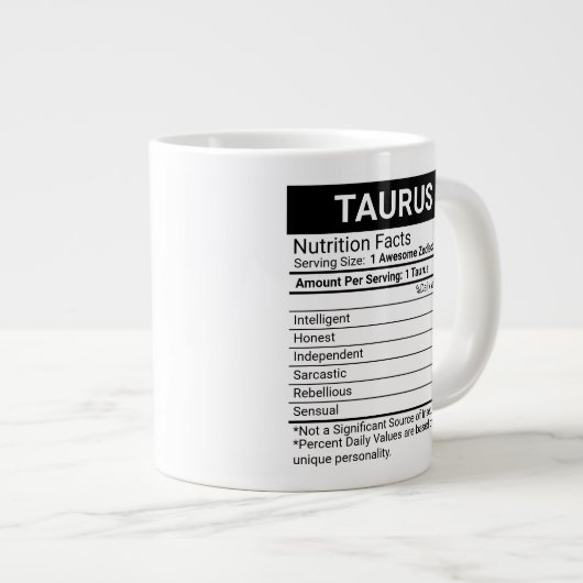Taurus Zodiac Sign met Nutrition Facts, Grote Koffiekop (Voorkant rechts)