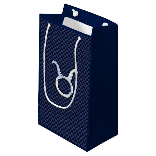 Taurus Zodiac Sign on Navy Blue Carbon Style Klein Cadeauzakje (Voorkant Gekanteld)