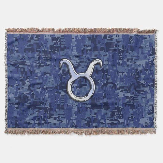 Taurus Zodiac Sign on Navy Blue Digital Camouflage Deken (Voorkant)