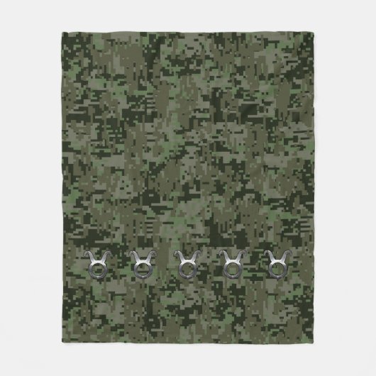 Taurus Zodiac Sign on Woodland Digital Camouflage Fleece Deken (Voorkant)