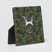 Taurus Zodiac-symbool op Green Digital Camo Fotoplaat (Voorkant)