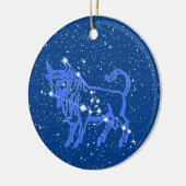 Taurus Zodiac-teken met sterren op diep blauw Keramisch Ornament (Links)