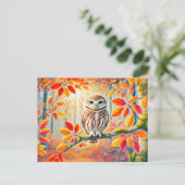 Tawny Owl in het herfstbos Feestdagenkaart (Staand voorkant)