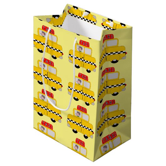 Taxi-ontwerp Medium Cadeauzakje (Voorkant Gekanteld)