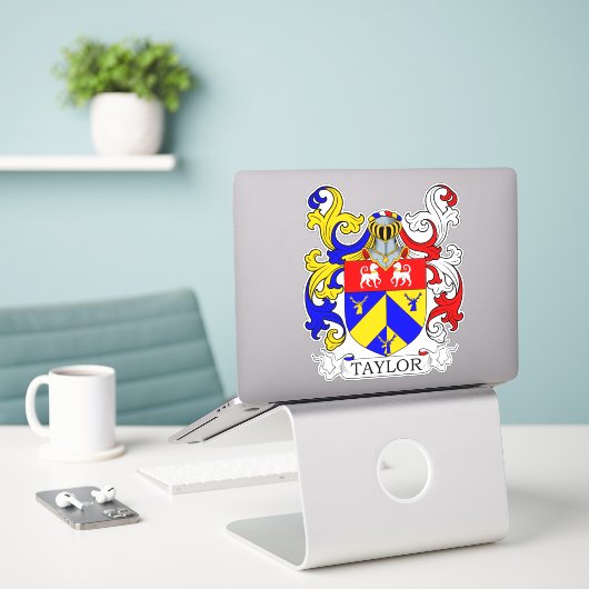 Taylor Family Crest Sticker (Laptop op bureau)