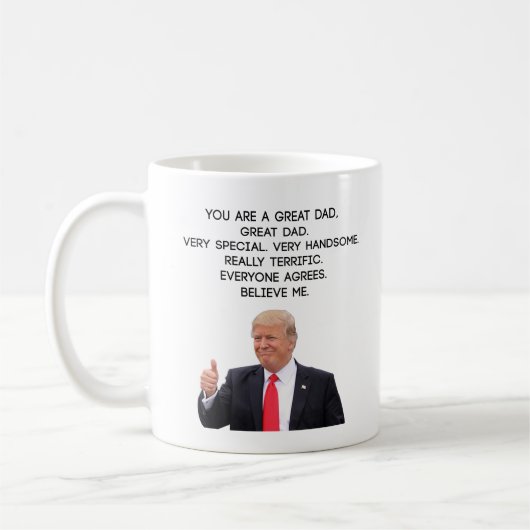 Taza de café feliz del día de padres de Donald Koffiemok (Links)