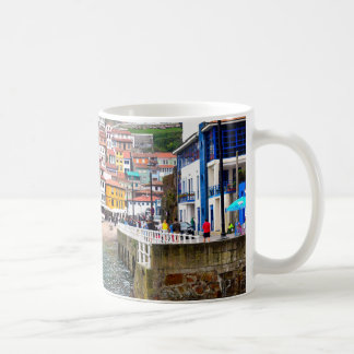 taza de Cudillero en Asturias, España Koffiemok