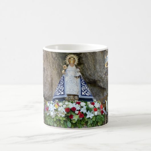 taza Virgen de Covadonga en Asturias, España Koffiemok (Center)