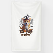 Te Cute Om Te Laten Schrikken Grappige Halloween H Spandoek (Verticaal)