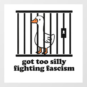 Te gek geworden vechtend tegen fascisme Geen konin Raamsticker
