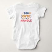 Te Schattige om te gaan met Baby Shirt Design – Sc (Achterkant)
