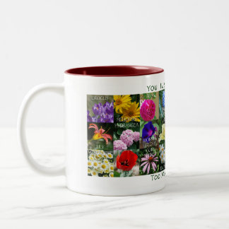 Te veel bloemen tweekleurige koffiemok