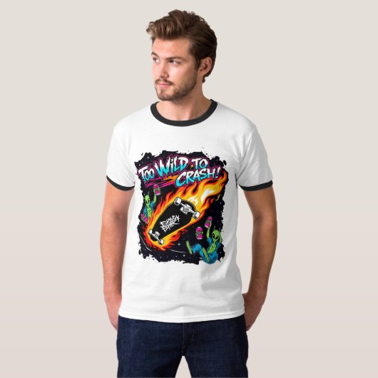 Te wild om te crashen - Alien Skateboard Fire Desi T-shirt (Voorkant volledig)