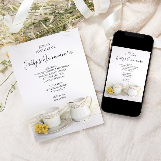 Tea Cup en Gele Daisies Quinceanera Party Kaart