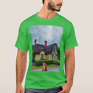 Tea House in Killarney National Park T-shirt