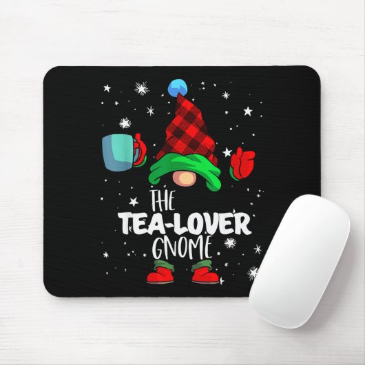 Tea Lover Gnome Red Buffalo Plaid Matching Family Muismat (Met muis)