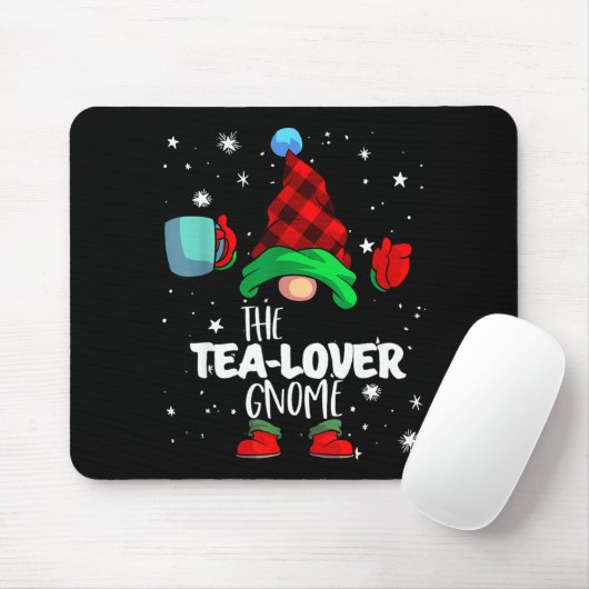 Tea Lover Gnome Red Buffalo Plaid Matching Family Muismat (Met muis)