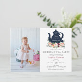 Tea Party Birthday Photo Invitation Kaart (Staand voorkant)