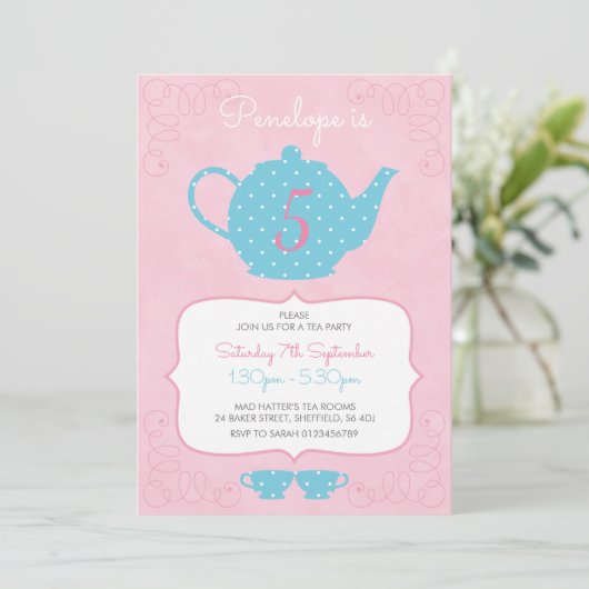 Tea Party thema verjaardagsfeestje uitnodiging (Staand voorkant)