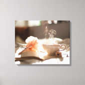 Tea Time met een goed boek Canvas Afdruk (Voorkant)