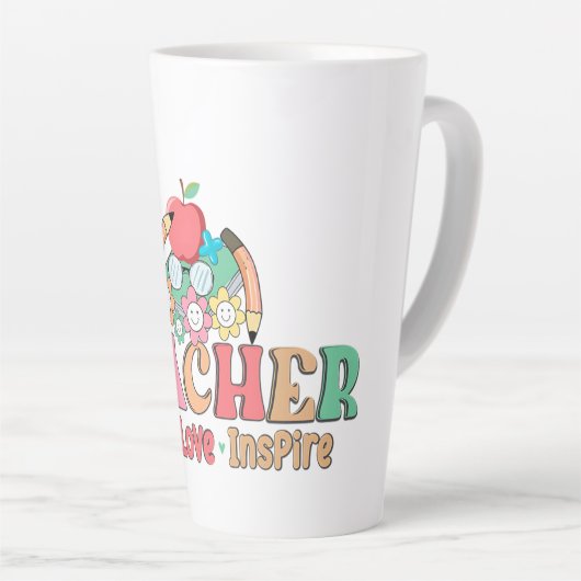 Teach · Love · Inspire – Een viering van de opvoed Latte Mok (Rechterhoek)