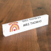Teacher Desk Nameplate – Rainbow Design Naambordje (Zijkant)