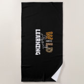 Teacher Gift Wild About Learning Strandlaken (Voorkant)