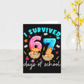 Teacher I Survived 67 Days Of School Funny Meme Ba Kaart (Gele Bloem)