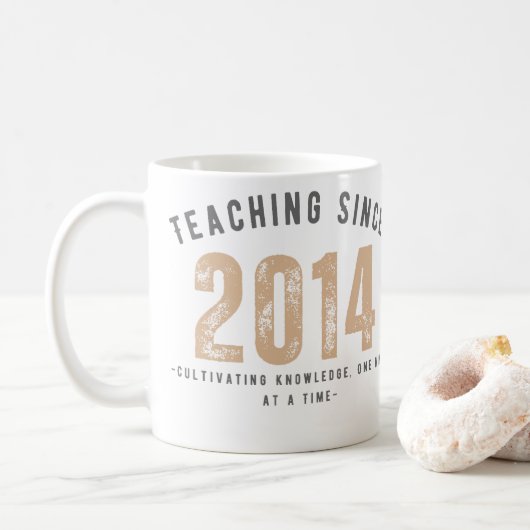 Teacher Mug | Teaching Since 2014 Koffiemok (Met donut)