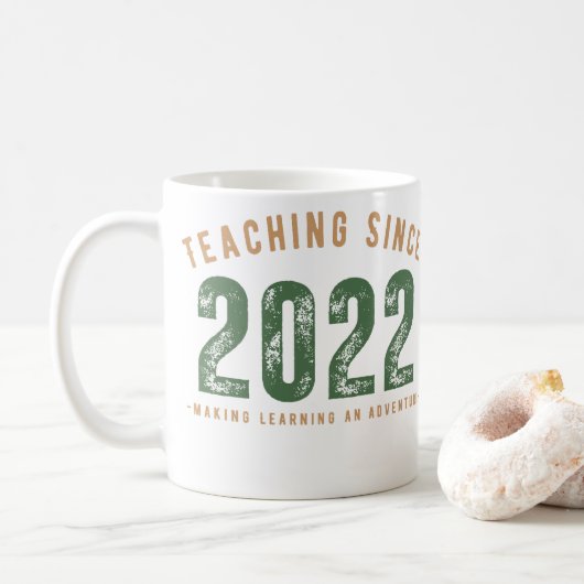 Teacher Mug | Teaching Since 2022 Koffiemok (Met donut)