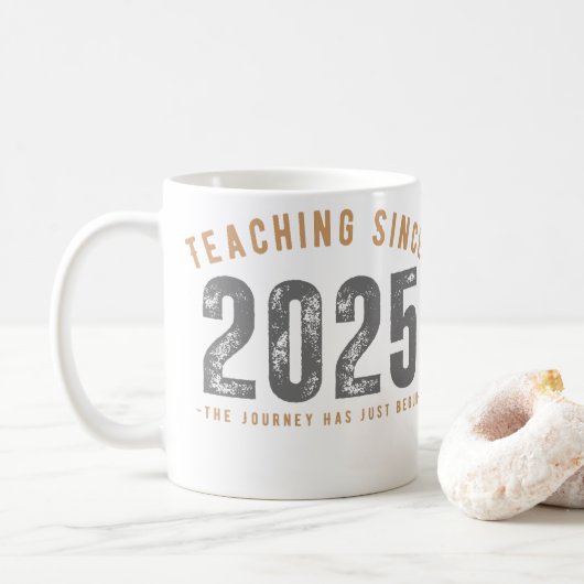 Teacher Mug | Teaching Since 2025 Koffiemok (Met donut)