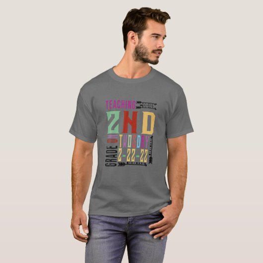 Teaching 2Nd Grade On Twosday 2-22-22 22Nd Februar T-shirt (Voorkant volledig)
