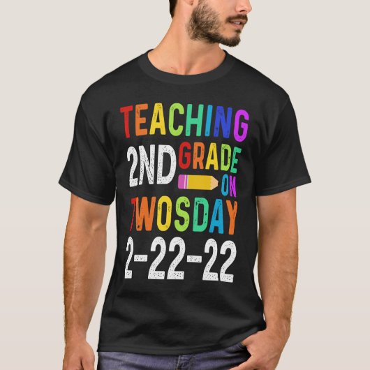 Teaching 2nd Grade on Twosday T-shirt (Voorkant)