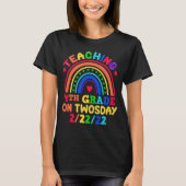 Teaching 4th Grade On Twosday 2.2.22 Teacher T-shirt (Voorkant)
