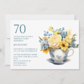Teacup Geel Blauw Bloemen 70e Verjaardag Kaart (Voorkant)
