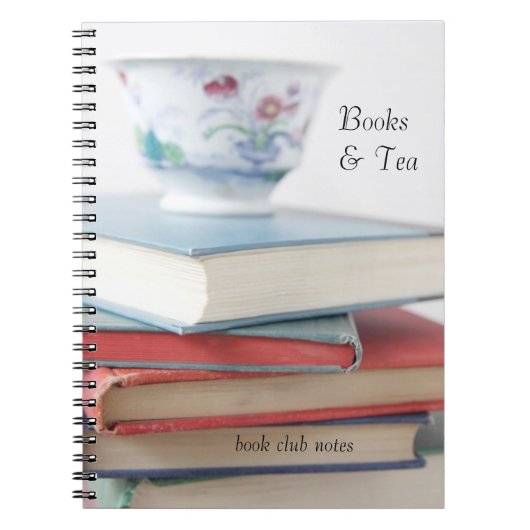 Teacup on book stack book club notitieboek (Voorkant)