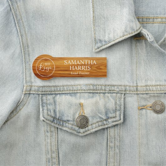 Teak Wood Image Logo White Text Naamplaatje (In situ)