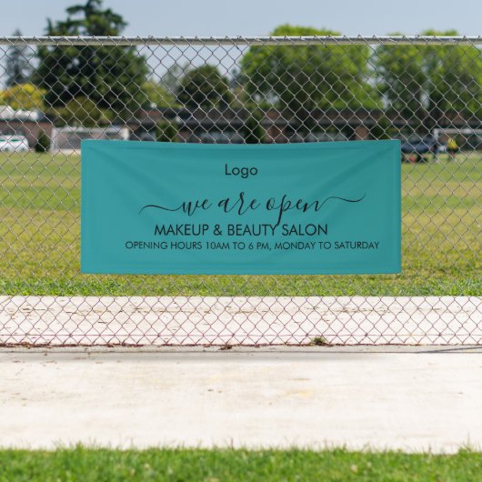 Teal Green Lips Beauty Salon Spandoek (Insitu)