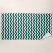 Teal groene Chevron zigzag streeppatroon Strandlaken (Voorkant)
