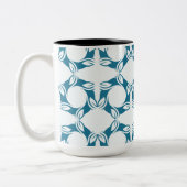 Teal Petal Modern Geometric Tweekleurige Koffiemok (Links)