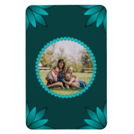 Tealbladge-mandaladesign op donker cyaan magneet