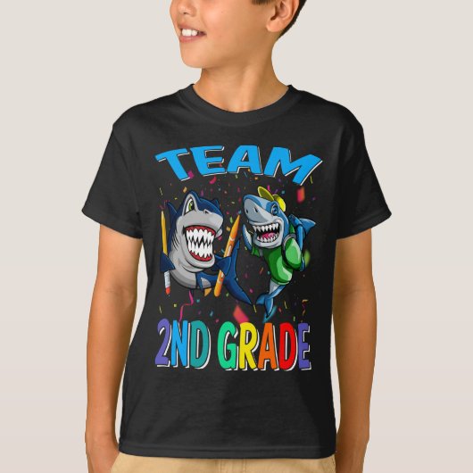 Team 2e klas haai terug naar school t-shirt (Voorkant)