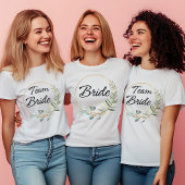 Team Bride - Elegant Bloemontwerp T-shirt