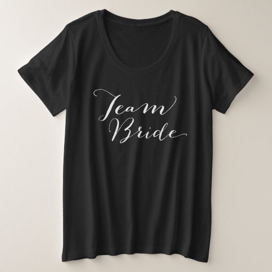 Team bruid kalligrafie script bruids feest bruilof grote maat t-shirt (Design voorkant)